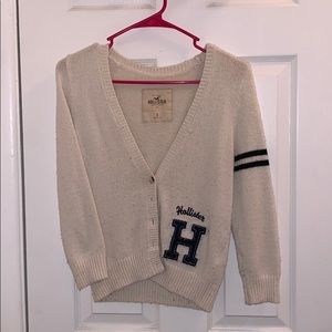 Hollister sweater